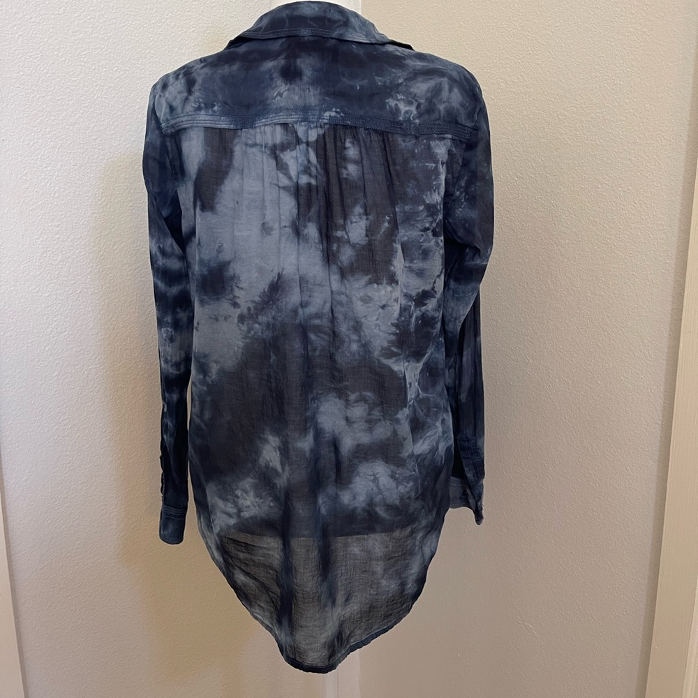Anthropologie Blue Picro Tie-Dye Navy Classic Button Down Size Small - Picture 5 of 10